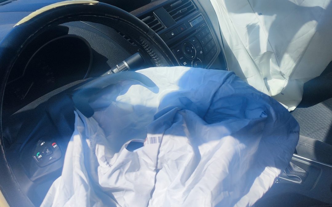 Tribunal, condena a automotora por no activación de Airbag